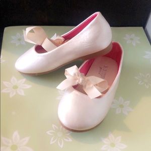 Excellent condition little girl flats